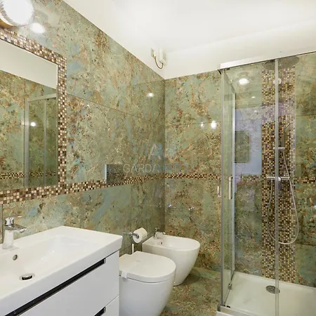 Villa Vittoria - Acqua, Aria, Sole E Relax Sirmione