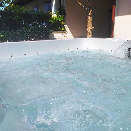 Vittoria - Acqua, Aria, Sole E Relax Villa